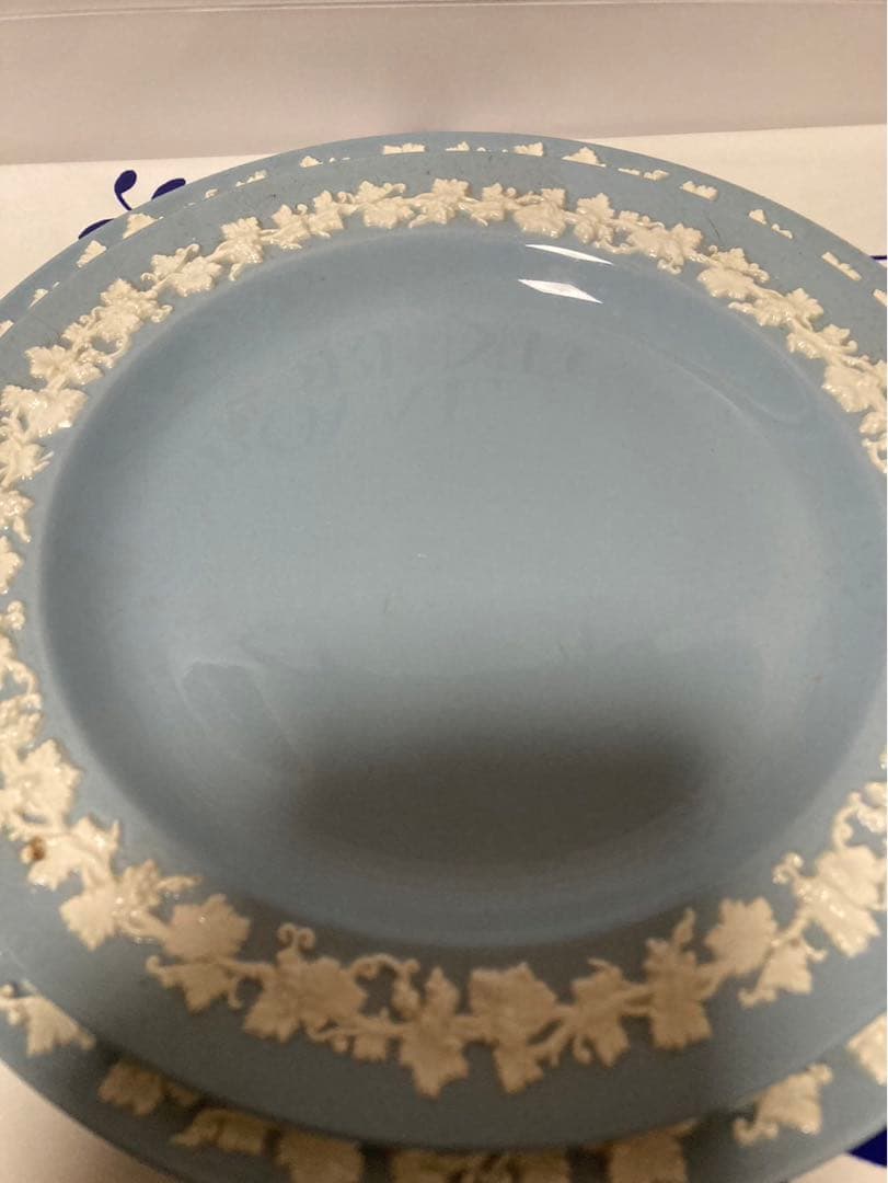 ウェッジウッド　クィーンズウェア　お皿