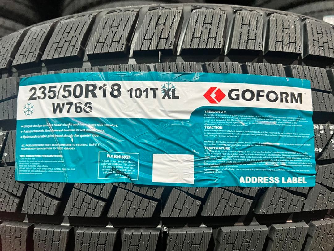 (北海道以外)2025年製新品235/50R18 スタッドレスタイヤ4本セット