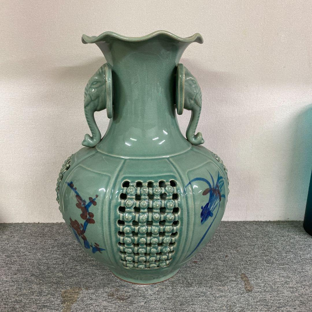 海泉　象耳飾り壺　花瓶　花器　透かし彫り　未使用