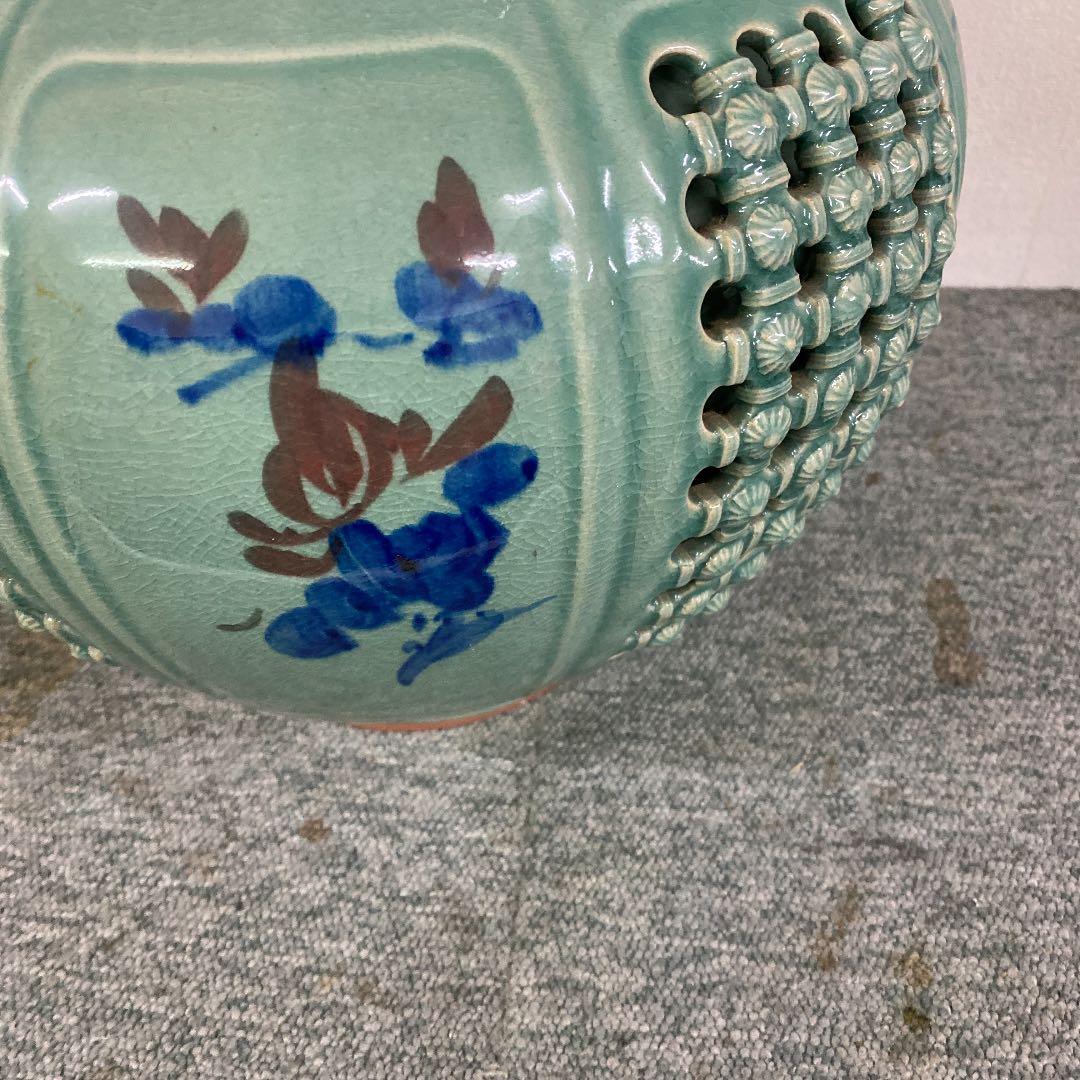 海泉　象耳飾り壺　花瓶　花器　透かし彫り　未使用