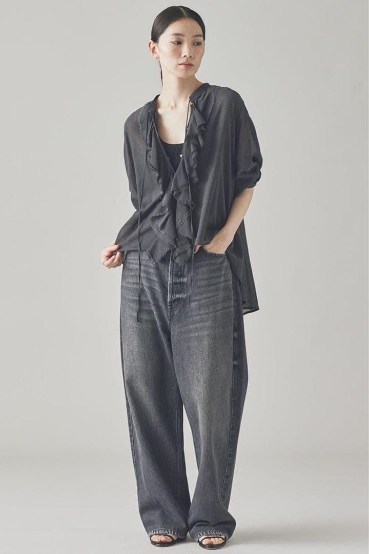 【823様限定】カレンソロジー ウールミックスボイルフリルブラウス グレー