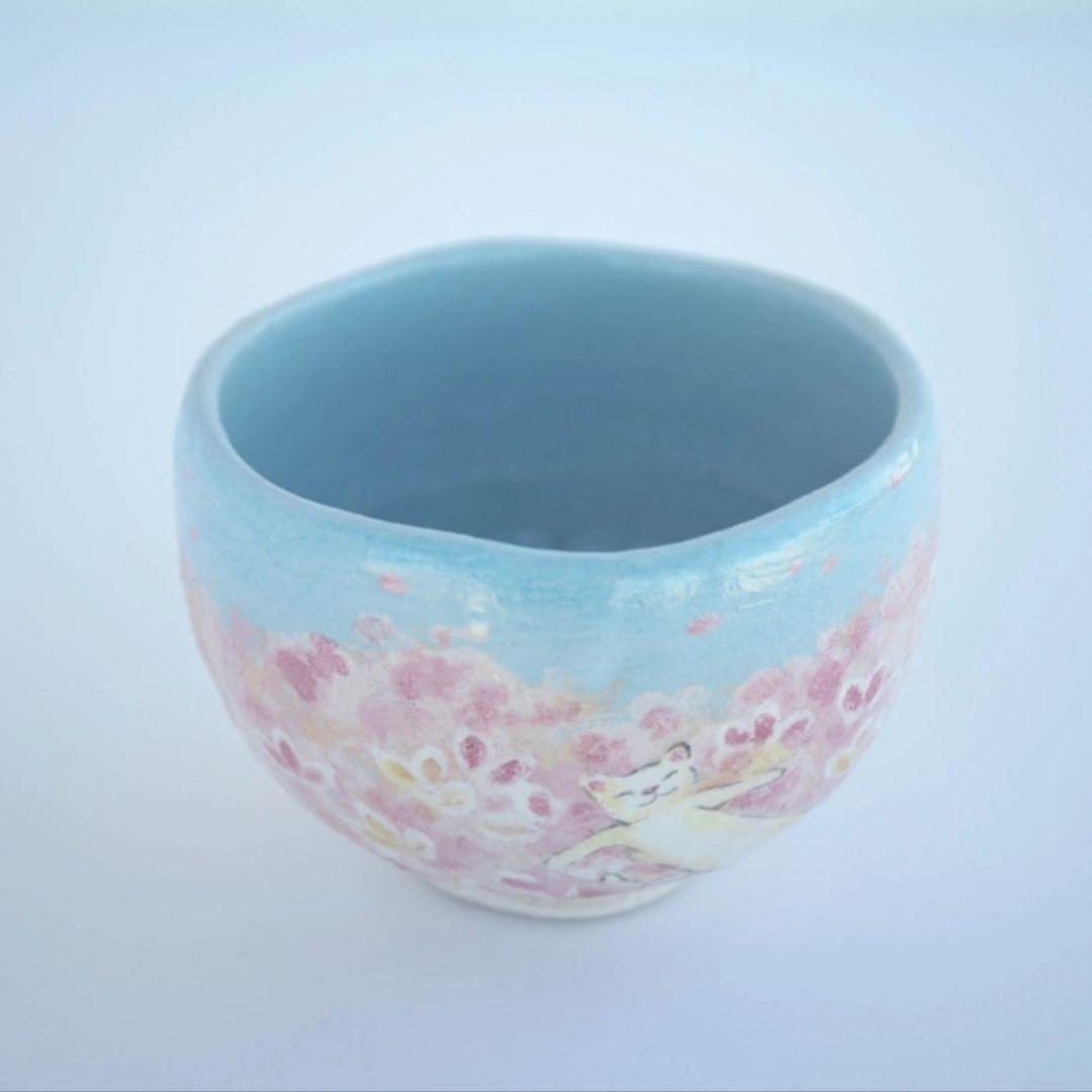 新春◇楽焼〚夢見る猫〛抹茶碗　茶道具　季節茶碗　楽入印　手描き