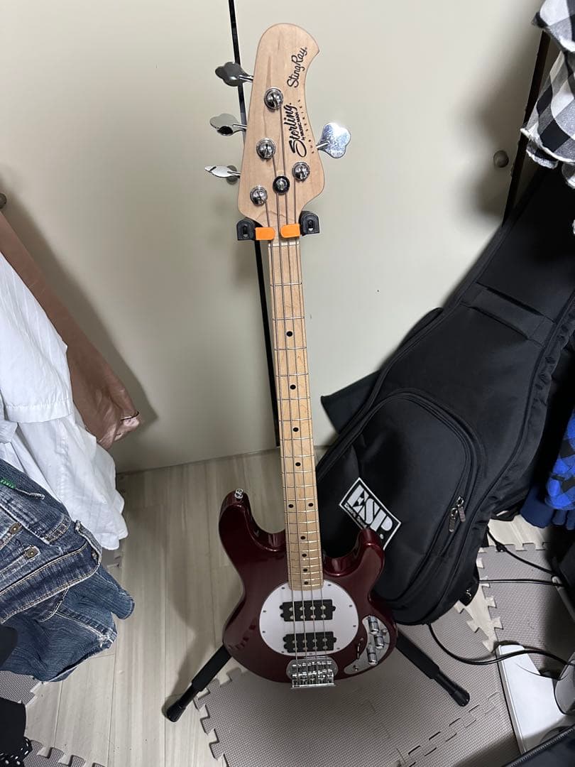 ベース musicman4 HH