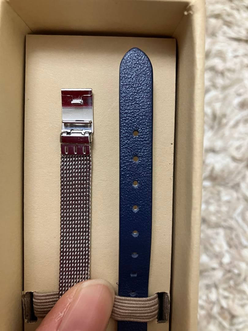 MATOW / マトウ　　スクエア シルバー銀 花/クォーツとエリンジューム