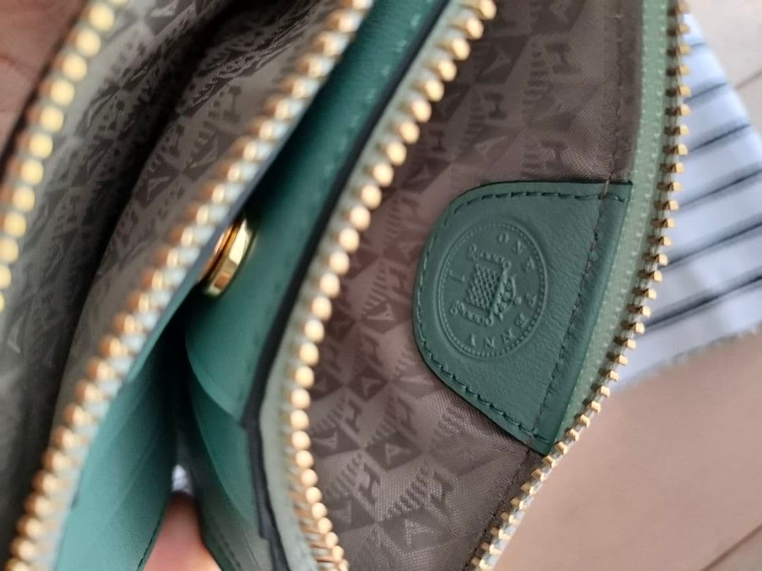 アニヤ・ハインドマーチ　財布　EYES　未使用に近い　ユナイテッドアローズ別注