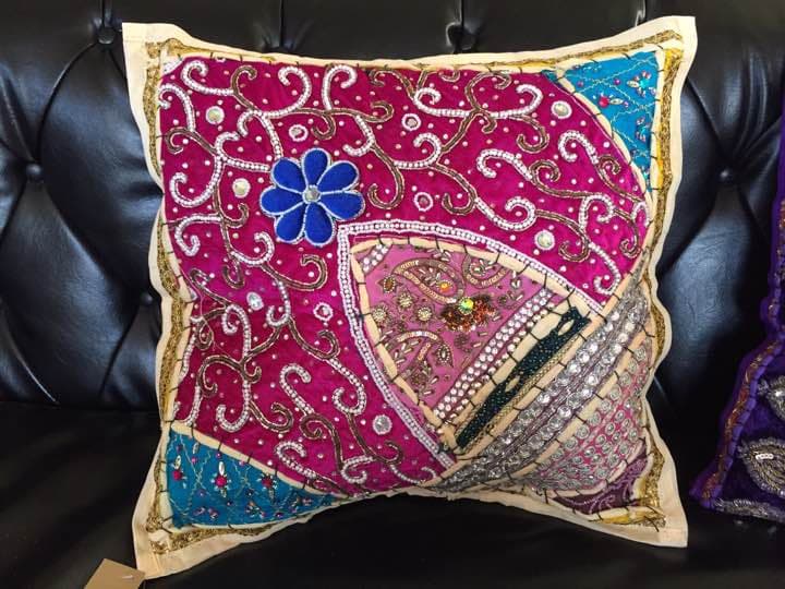 海外買い付け★クッションカバービーズ・ビジュー・ゴージャス・ベロア・アンティーク