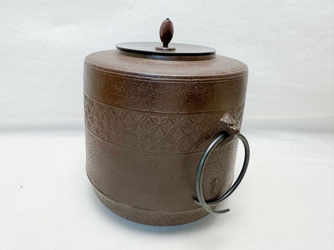 未使用 茶道具 釜師 佐藤浄清造 帯七宝地紋 筒釜 釜印 釜鐶付き 共箱