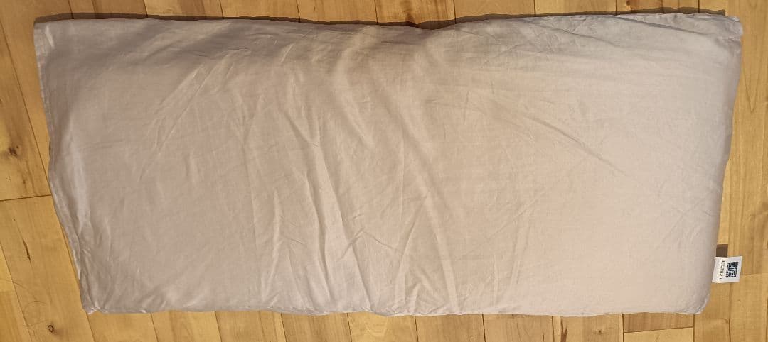 エアウィーヴ ピロー スリム（みな実のまくら）　専用シルクカバー付