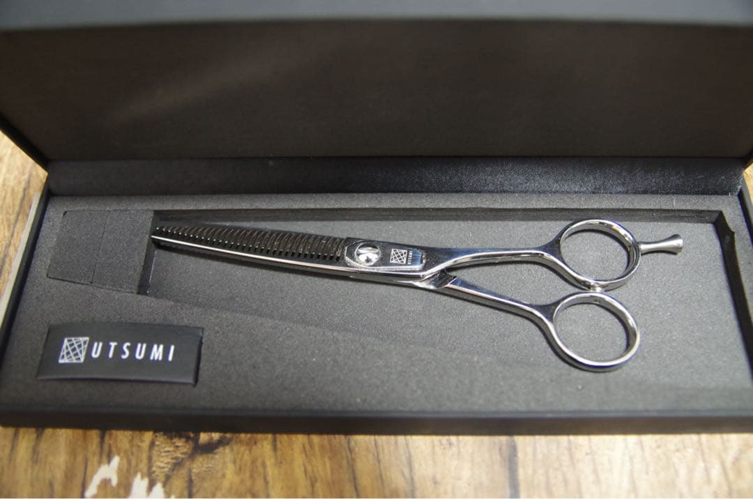 【UTSUMI ウツミ 内海】 SL13 セニング6.0インチ 右利き