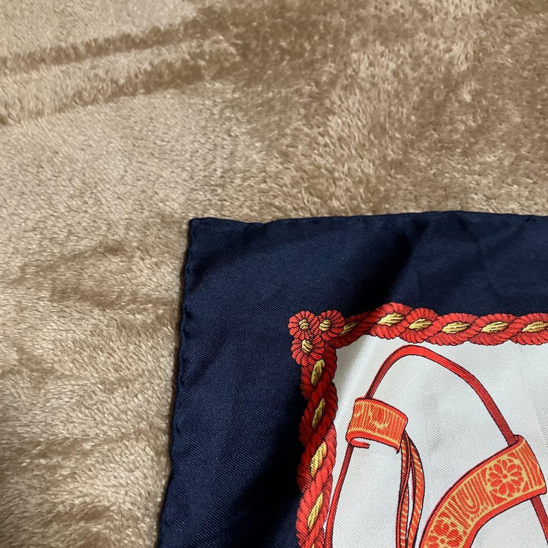 フェラガモ スカーフ パンプス サンダル 総柄