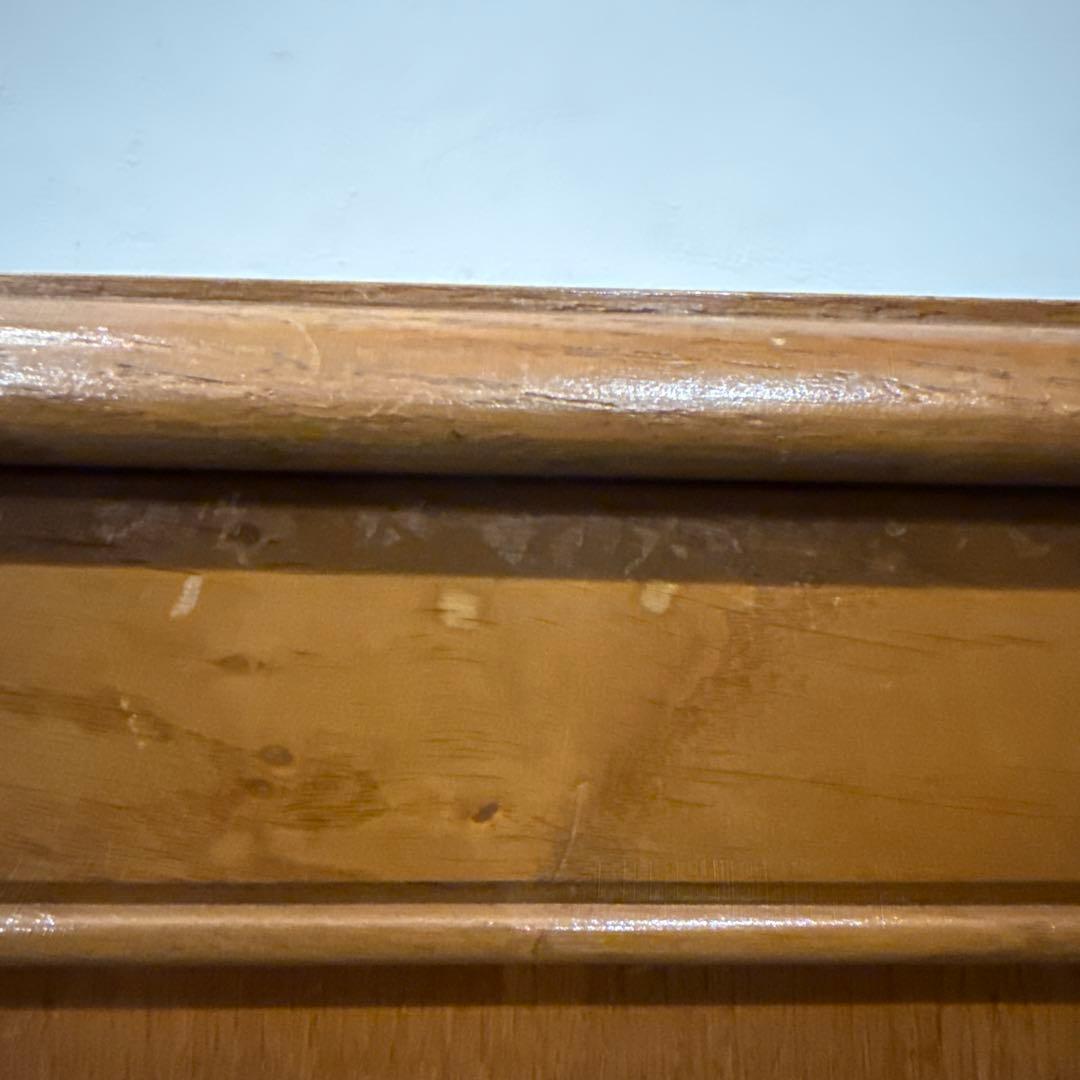 ヴィンテージ　木製サイドテーブル　扉収納付き　猫脚　1