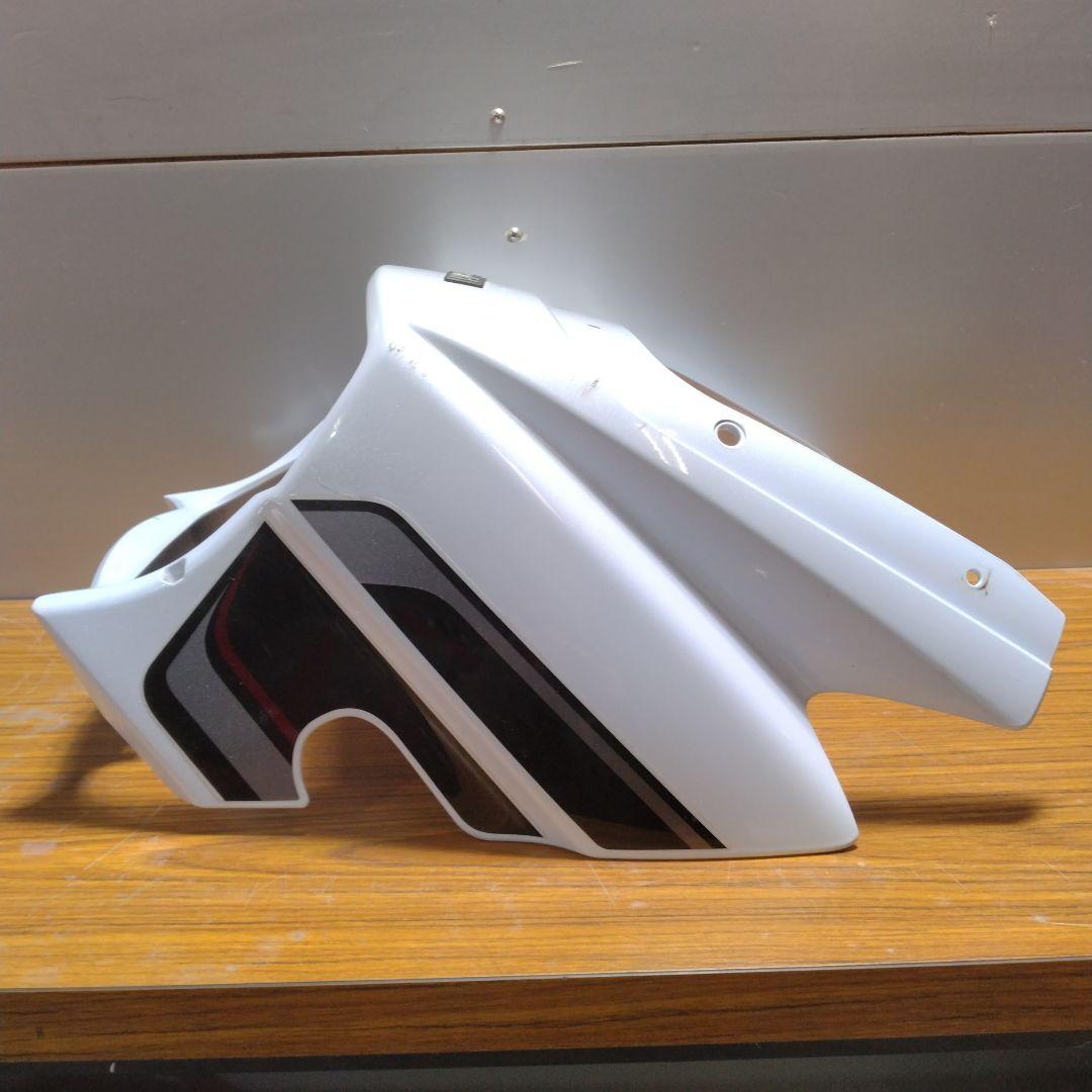 た*ん様 カワサキ純正アッパーカウル　ZRX1200ダエグ取外し　中古