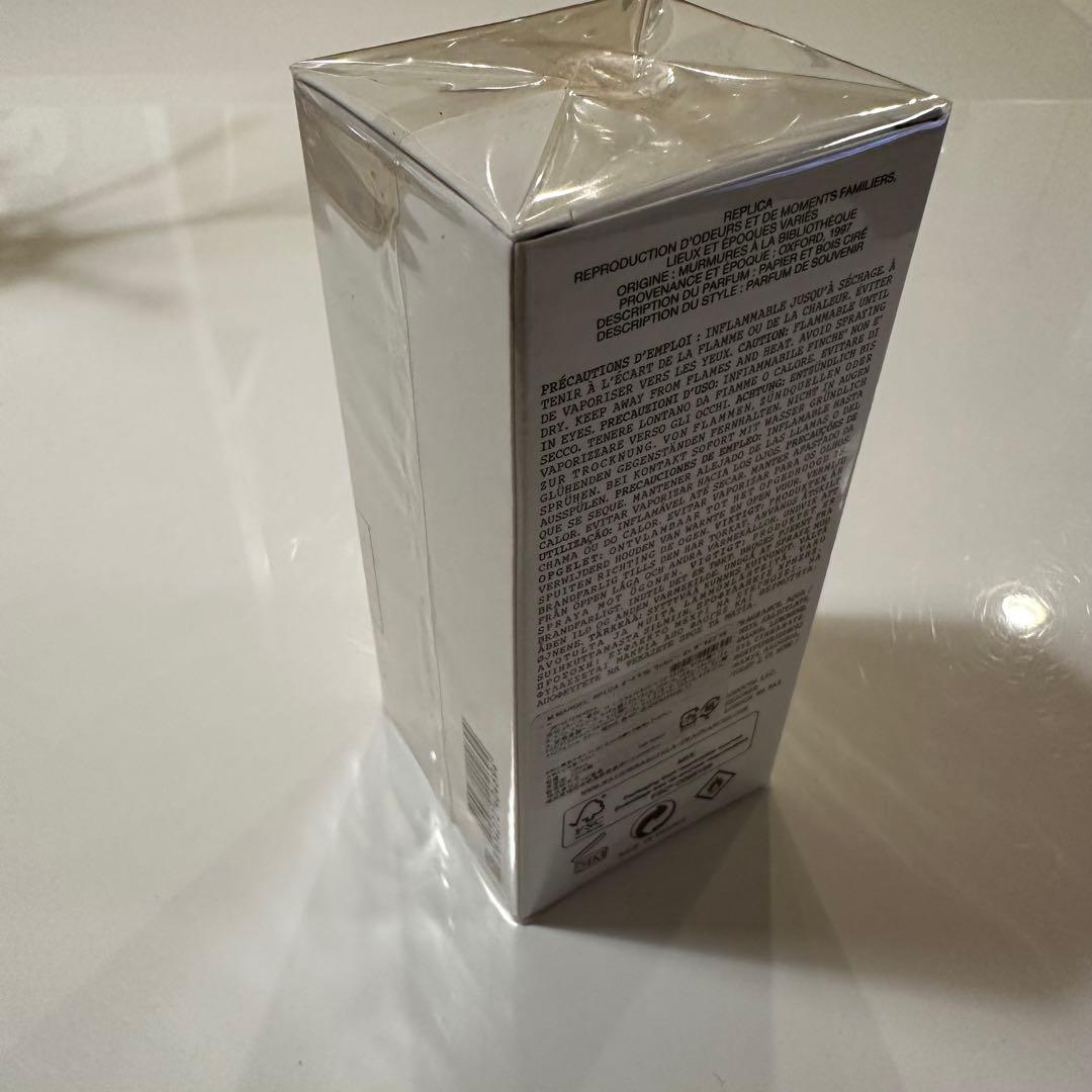 希少レア メゾン マルジェラ レプリカ ウィスパー インザライブラリー