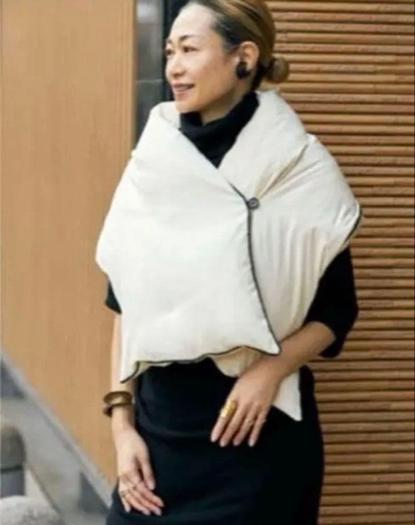 ☆HOUSE OF LOTUS ☆ストール付ダウンコート☆オフホワイト☆☆