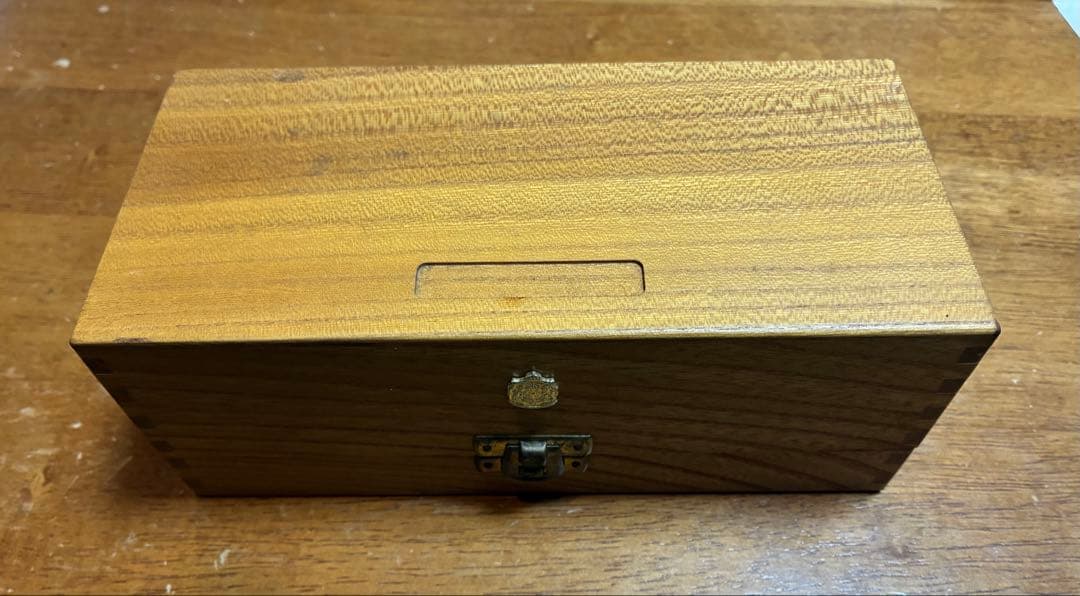 【未使用品】Abu 2500CDL