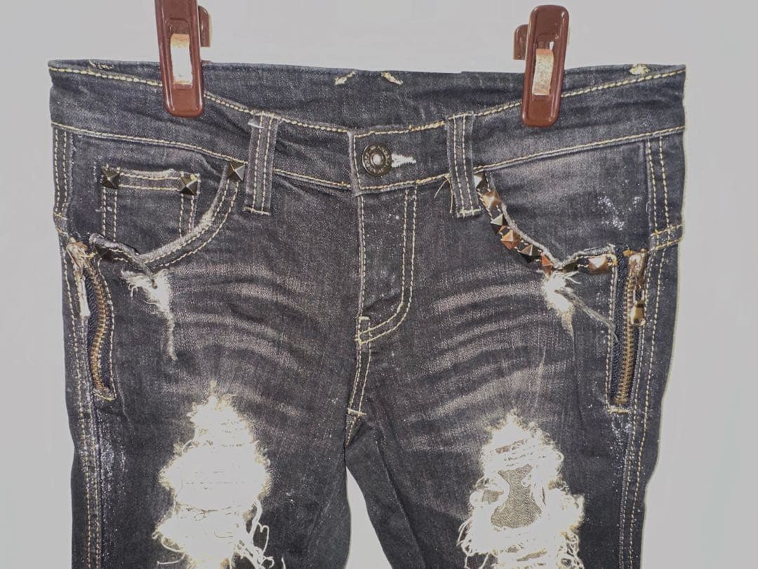 【d.i.a】ダメージジーンズ