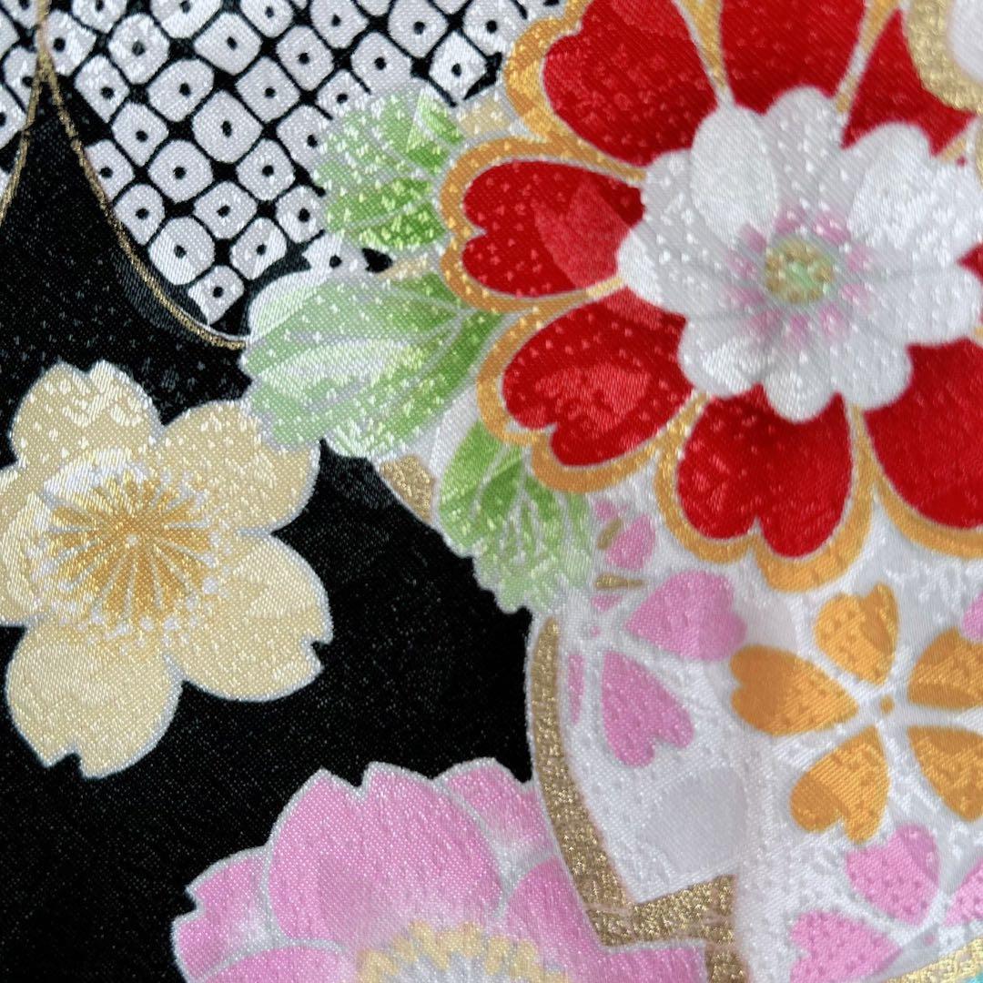 美品セット　七五三　３歳女の子　長着＆被布＆長襦袢＆小物　黒地×白地　桜　絞り柄