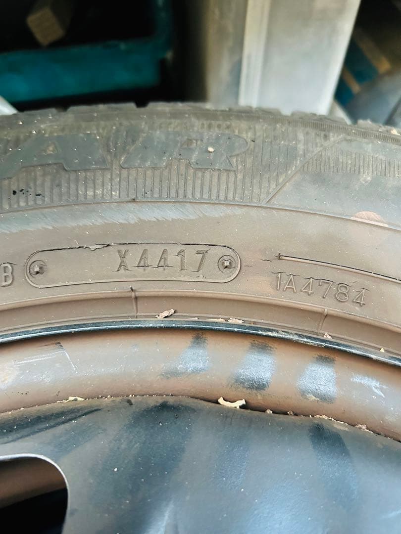 D*i様 Jeep レネゲード　純正ホイール　 スタッドレスタイヤ 16インチ