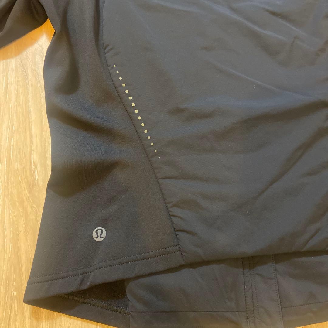 lululemon ジャケット