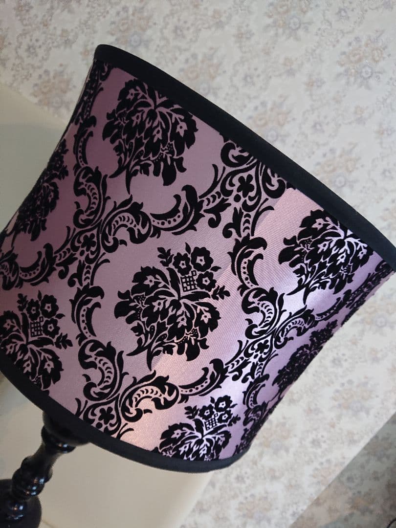 売り切り❤ダマスク柄のクラシックランプ