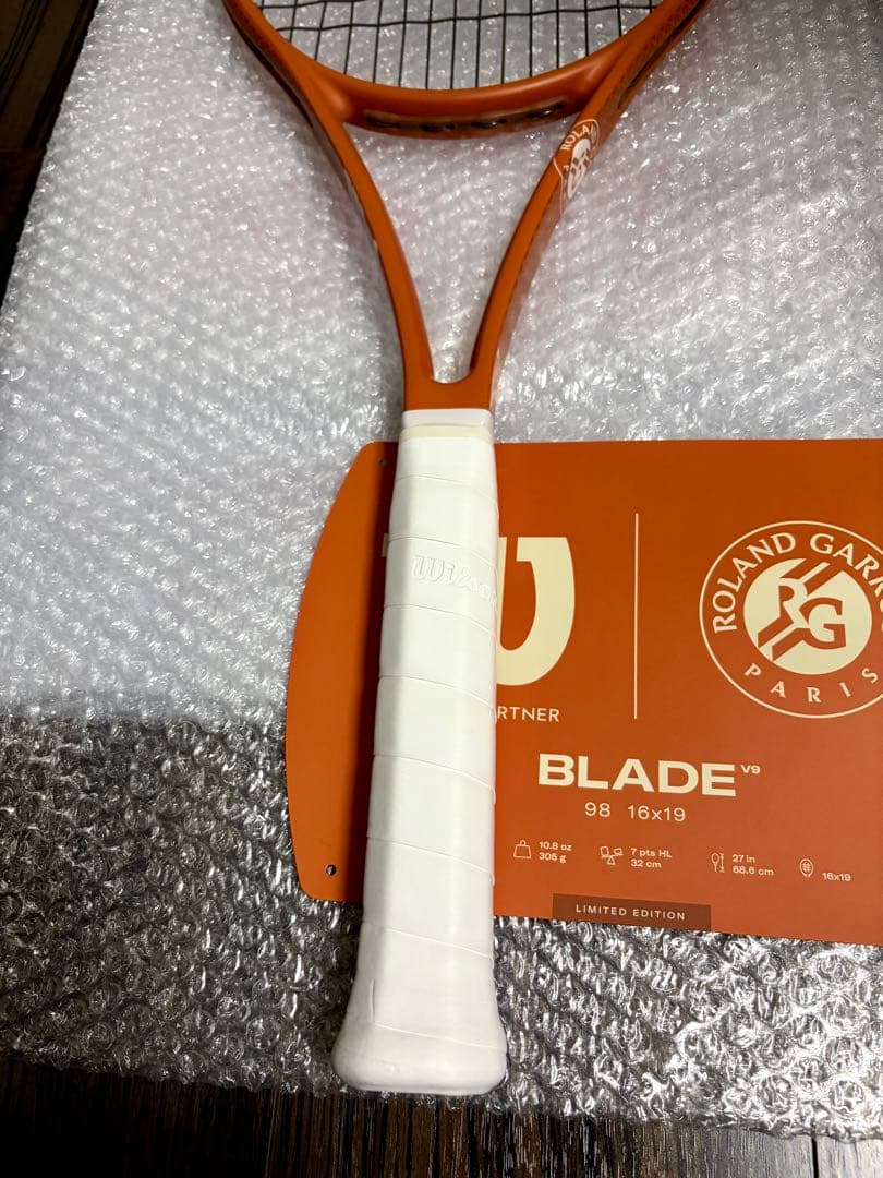 超美品 Wilson BLADE 98 V9.0 16X19 RG 2025