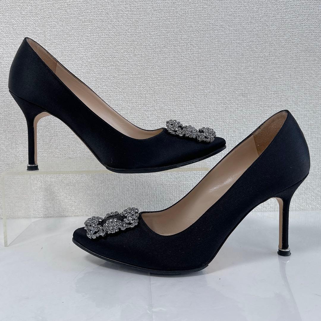 マノロブラニク　ハンギシ　ビジューバックル　ハイヒール　パンプス　黒36.5