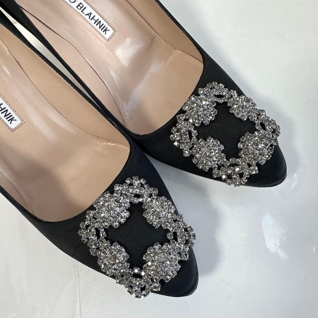 マノロブラニク　ハンギシ　ビジューバックル　ハイヒール　パンプス　黒36.5