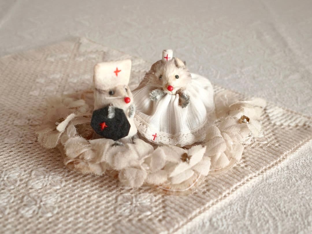 * vintage figure ✙ * 赤十字の ネズミさん SET