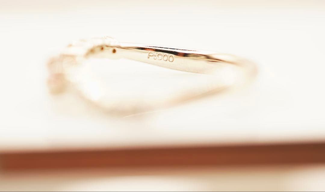 サザエの入れ歯　天然ピンクダイヤ0.103ct.無色ダイヤ0.19ct