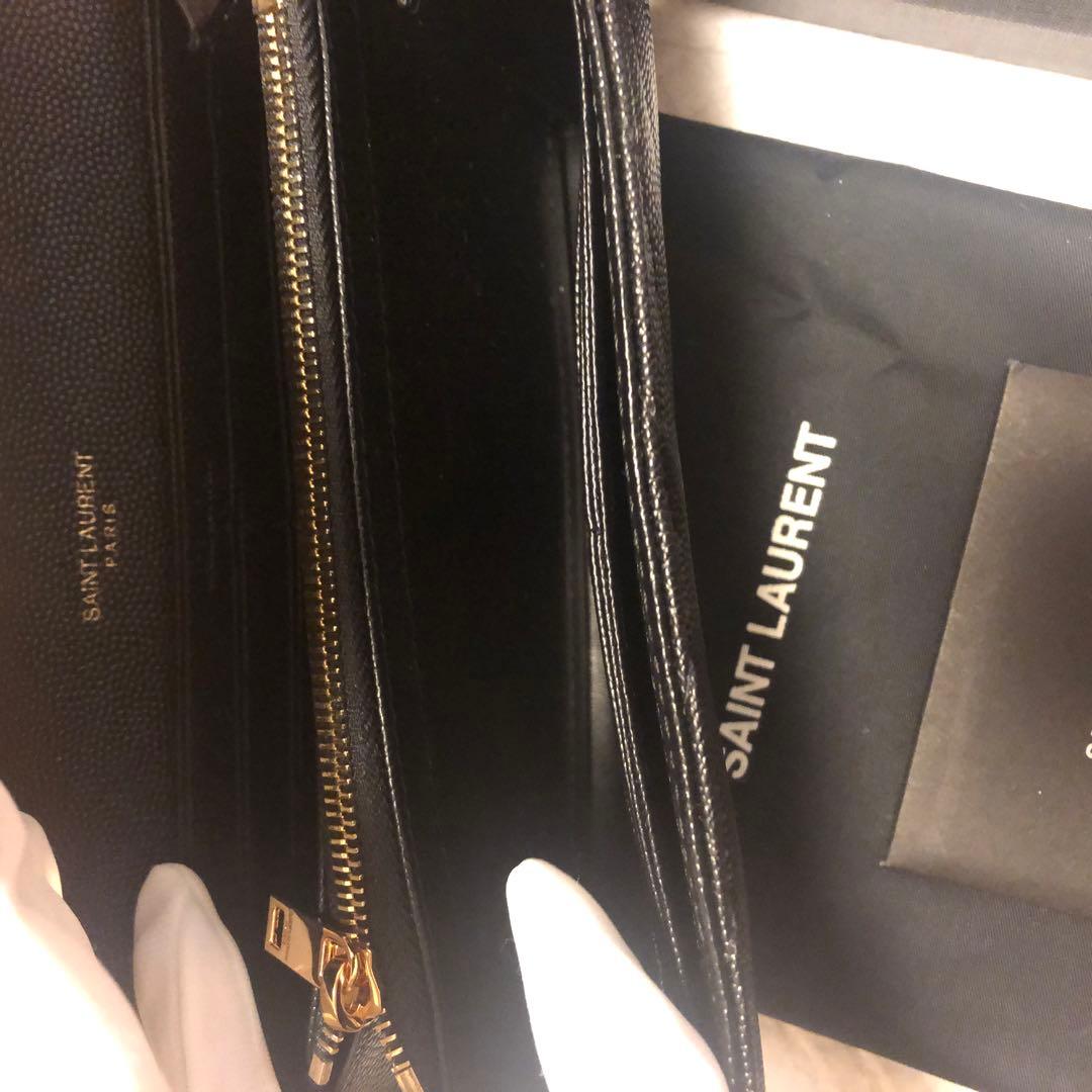 極美品未使用に近い　イブサンローラン 長財布