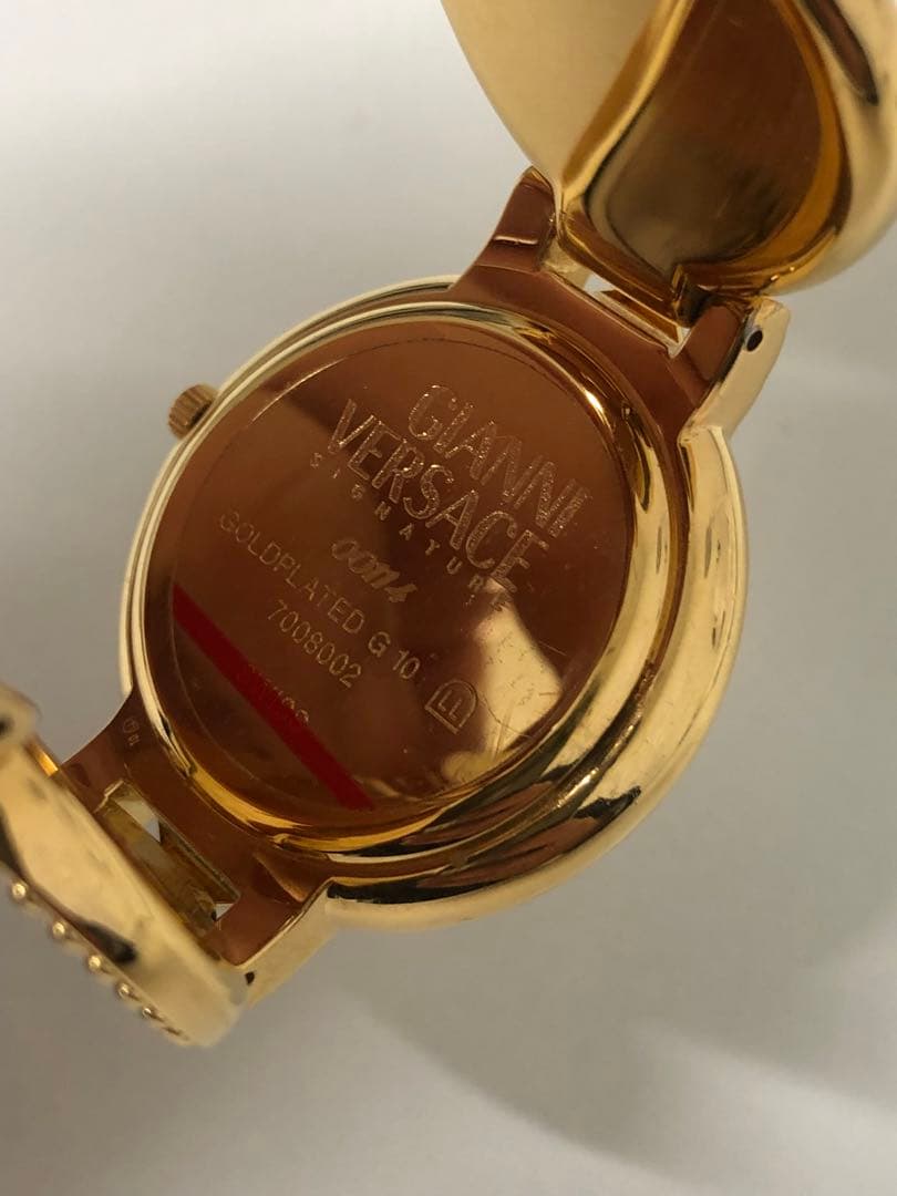 GIANNI VERSACE ゴールドメダリオン時計【不動】