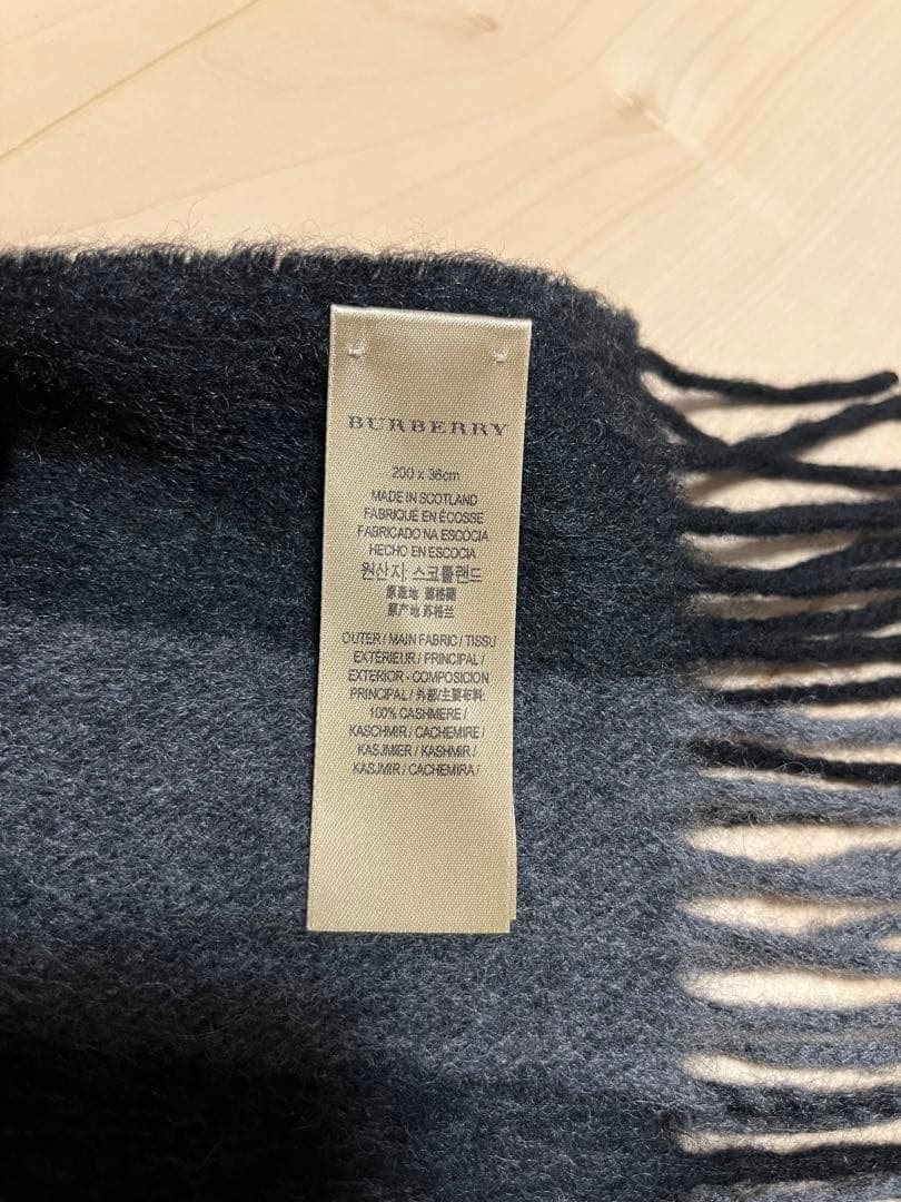 BURBERRY　バーバリー　マフラー　カシミア100％　未使用に近い　大判
