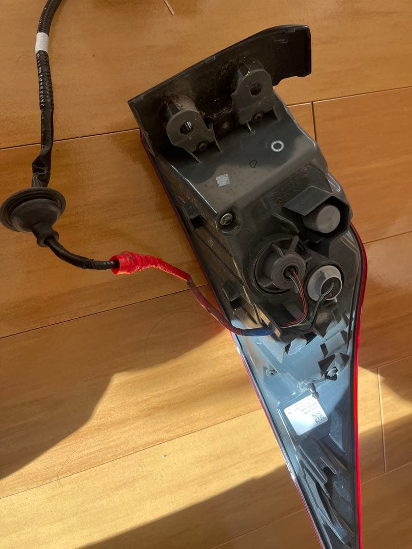 LEXUS レクサス AVE30 30系IS前期 純正テールランプセット