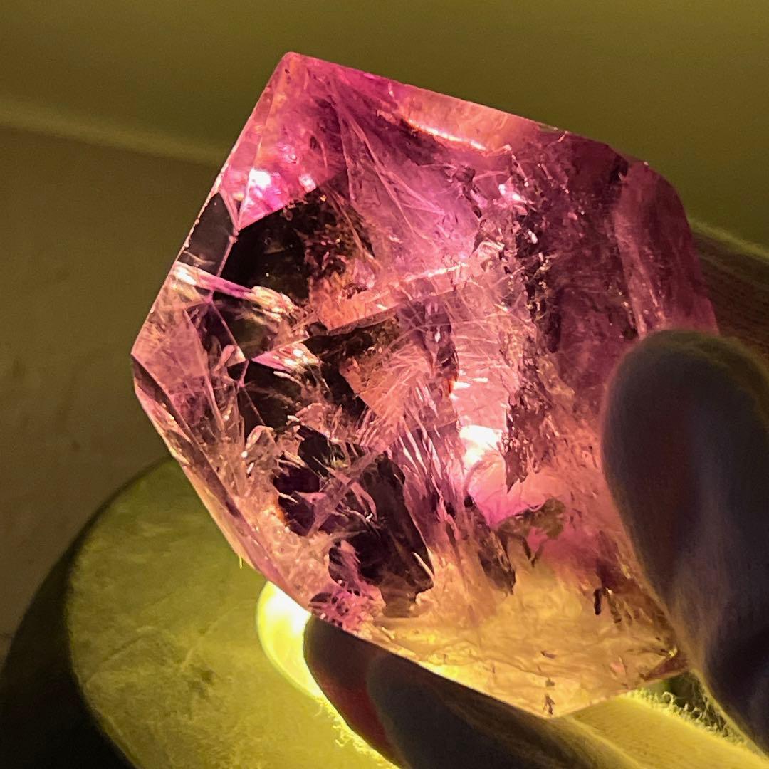 天然石 美品 高品質 スーパーファントムアメジストフリーフォーム ライト付