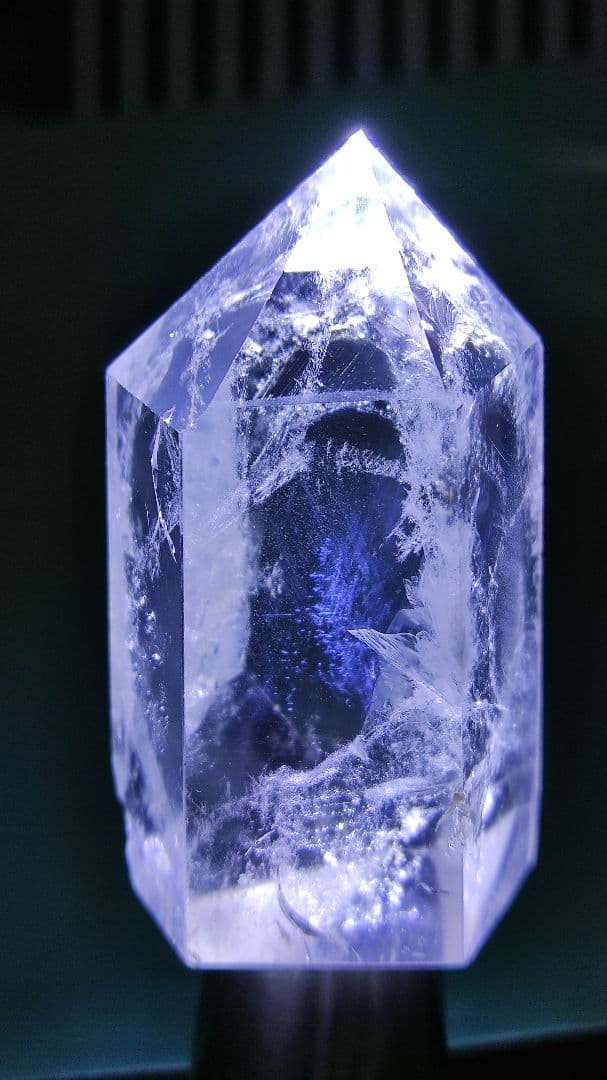 パワーストーン　天然石　エンジェルラダー入り水晶　ポイント　141g　No112