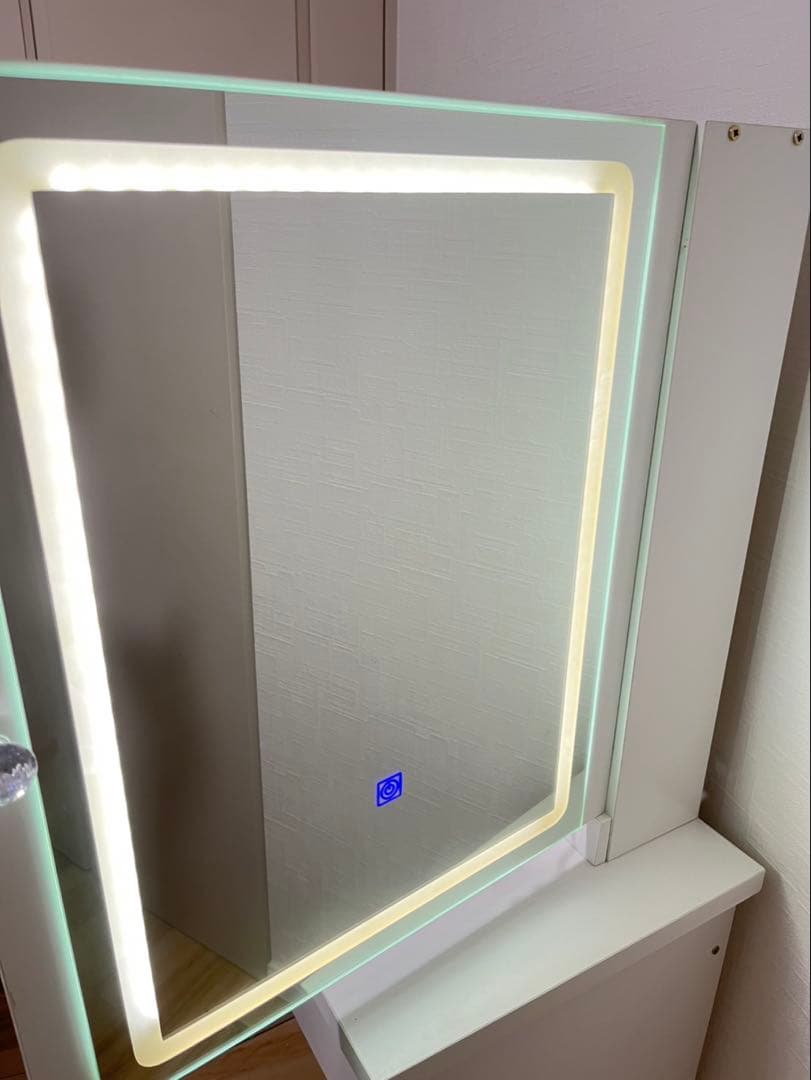 【値下げ！！】ホワイトLEDライト付きドレッサー(引き取り限定)