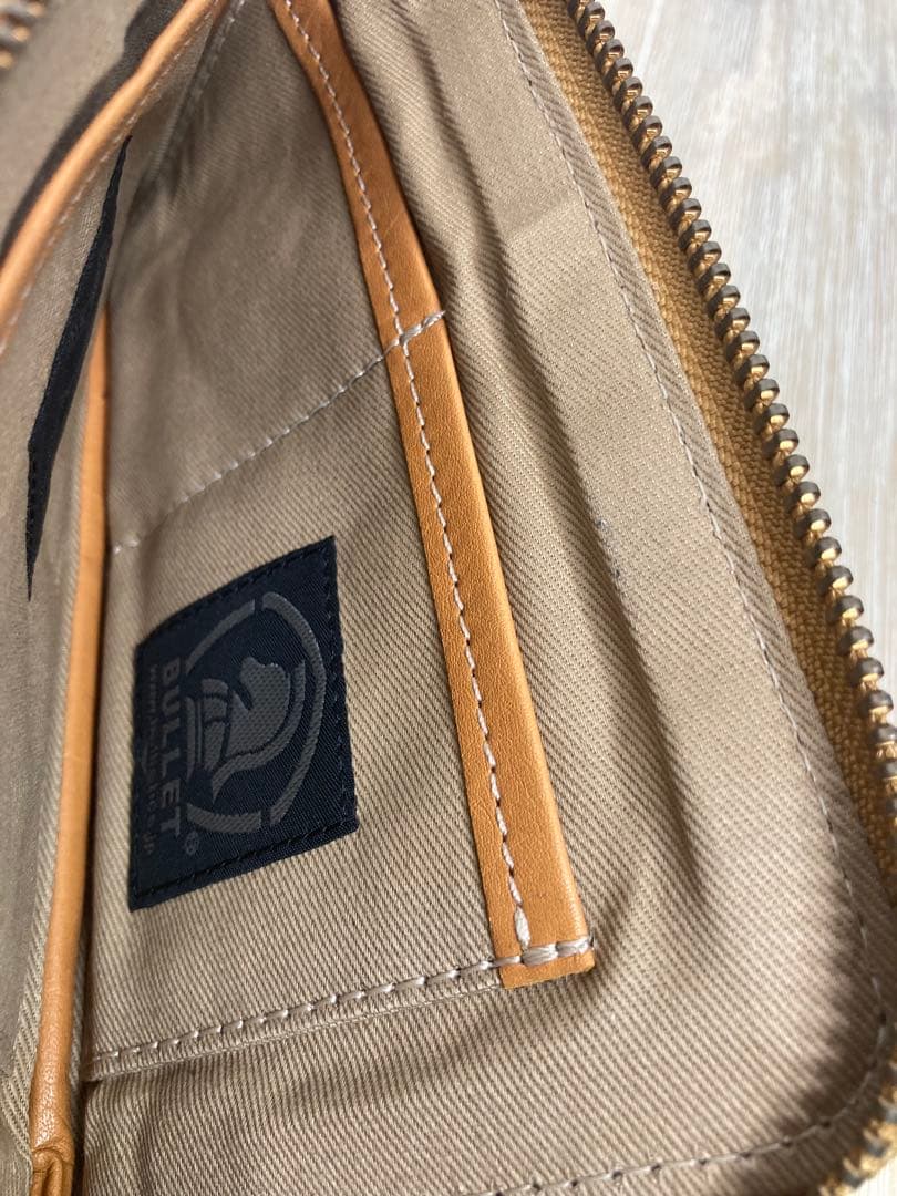 バックドロップ　BULLET ベージュ キャンバス 長財布