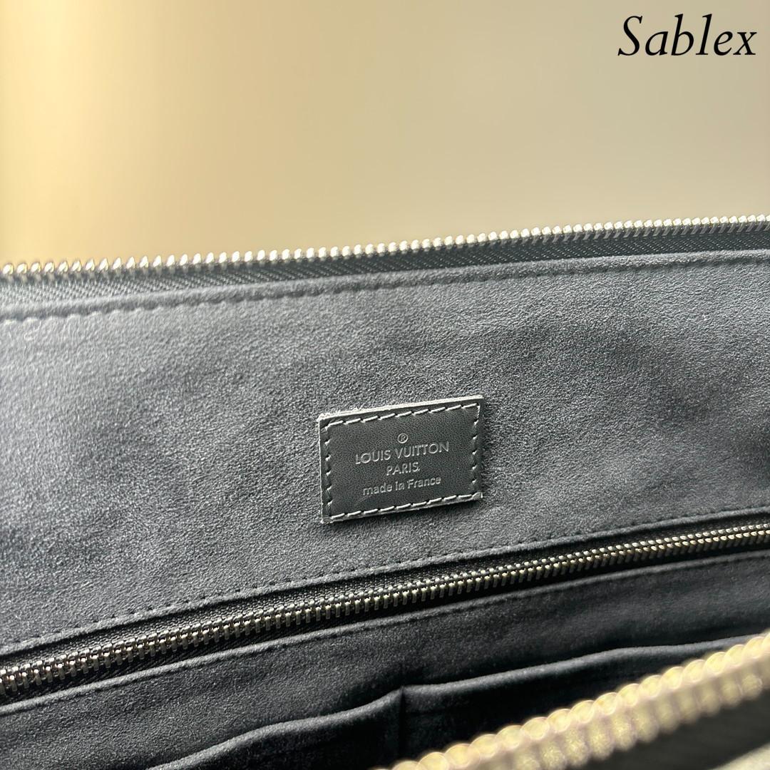 新品同様 ルイヴィトン ショルダーバッグ メッセンジャーグリニッジ N41348