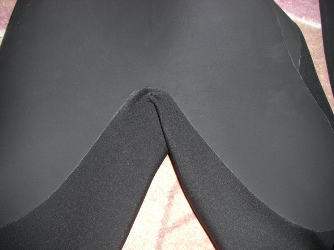 新品_Fellow ALL3mmチェストジップセミドライ