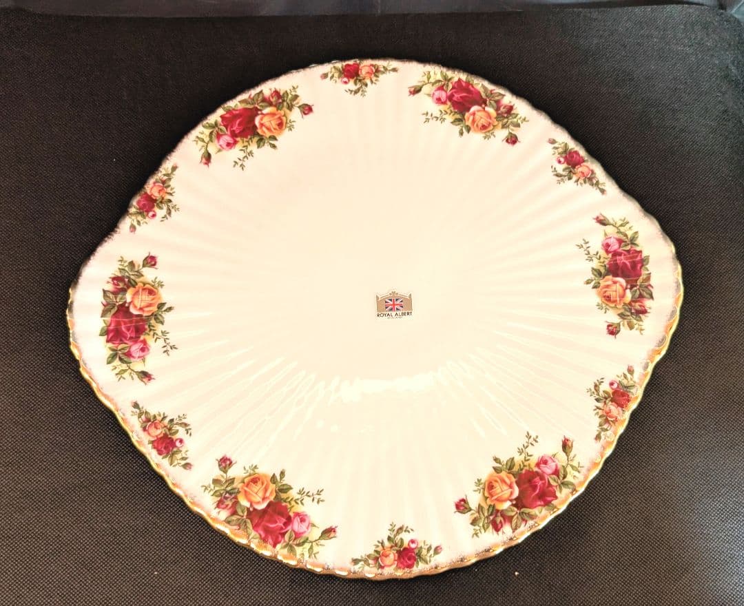美品　ロイヤルアルバート オールドカントリーローズ ケーキプレート＆ガラスドーム