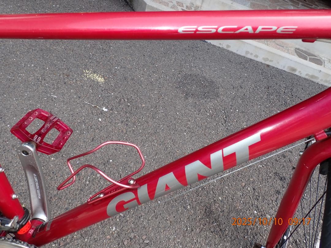 ジャイアントエスケープＲ3レッド 自転車 700C