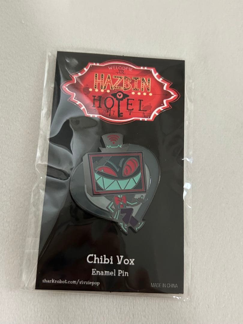 じ*ん様 ハズビンホテル ピンバッジ VOX