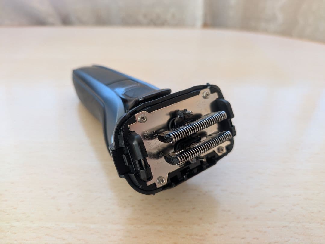 【美品】パナソニック 5枚刃 5Dヘッド ラムダッシュ ES-CLV5T