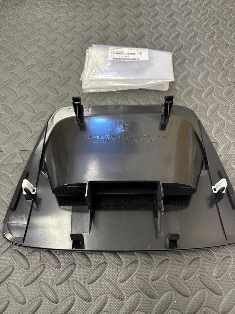 【新品未使用】スバル純正品　 インプレッサ GD/GG センターパネル アッパー