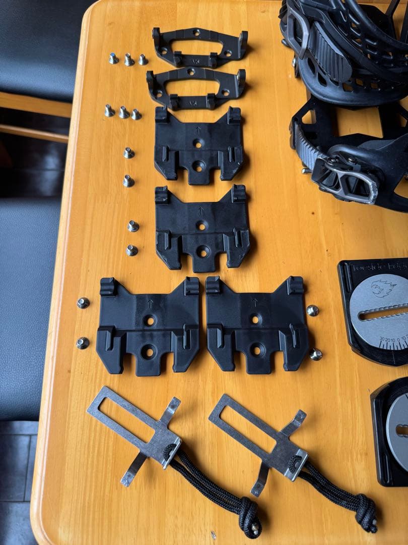 spark&Burton hitchhikerスノーボードビンディングセット