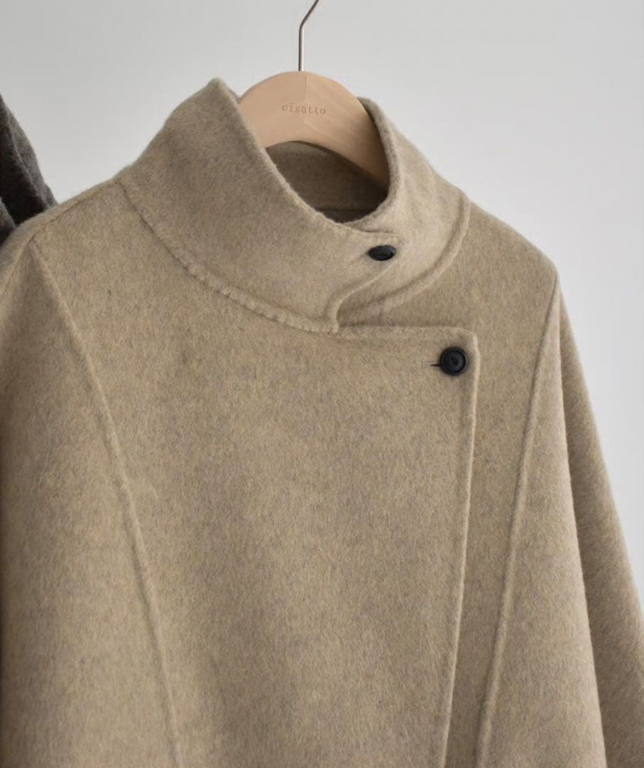 cizatto シザット　ベージュ コート ウール