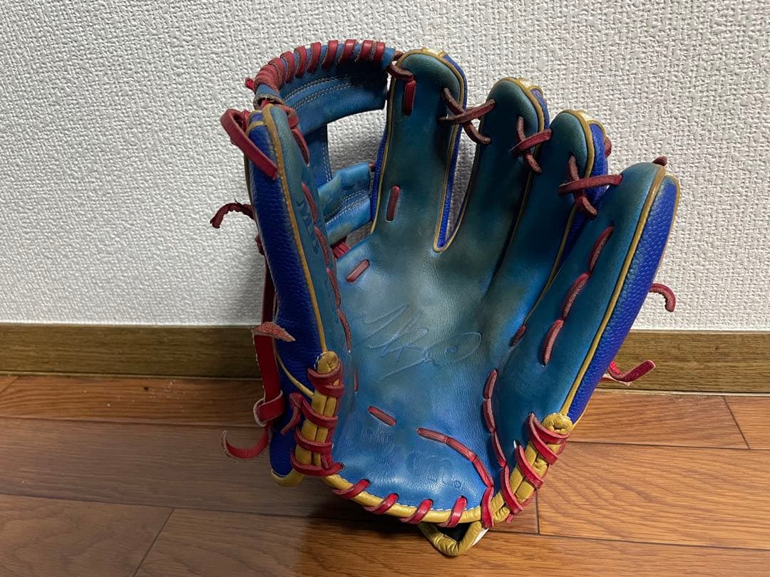 ワ*ク様 今月まで！【超激レア！発売即完売】Wilson A2K ムーキーベッツ