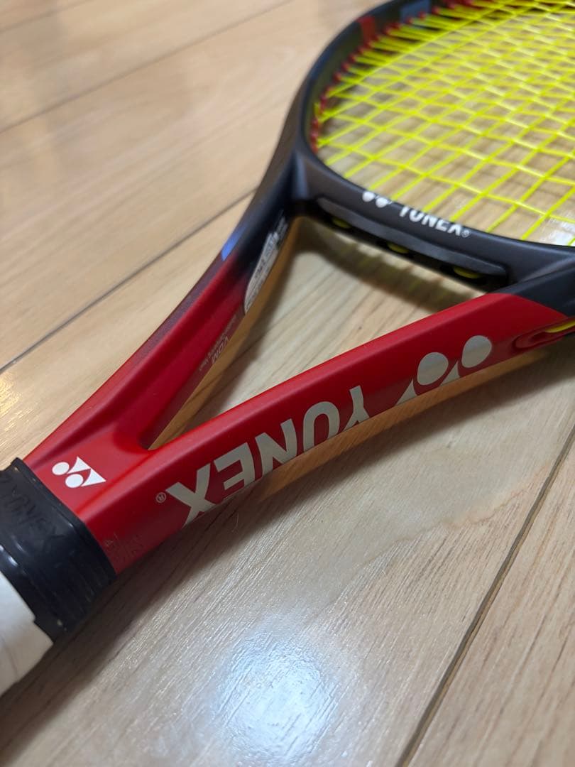 【水牛ダンス】ヨネックス VCORE 100 テニスラケット