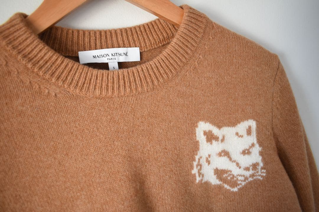 メゾンキツネ 25AW 定価6万フォックスヘッドインターシャレギュラージャンパー