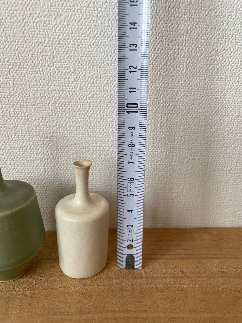 和田麻美子さん　フラワーベース2点